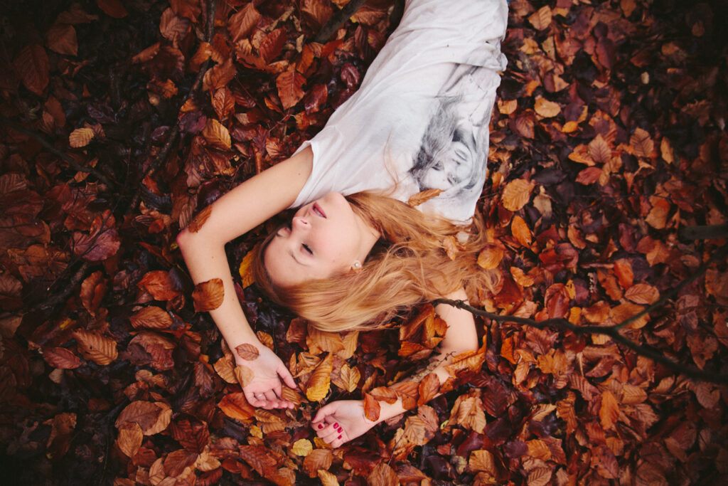 Julia R. 1 Julia R 6664 - Julia R.