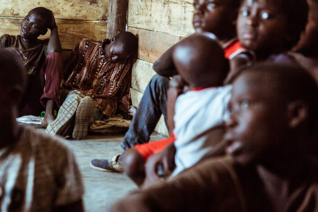 die Vergessenen aus Kampala... – Fotografie Martin Neuhof Leipzig