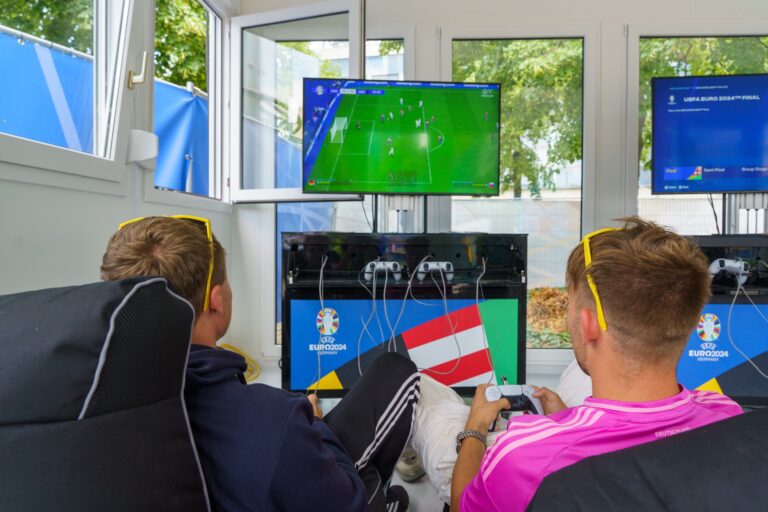 Event Veranstaltungsfotos Leipzig by Martin Neuhof E07723 - UEFA EURO 2024 Fan Zone – Ein Fußballfest in Leipzig